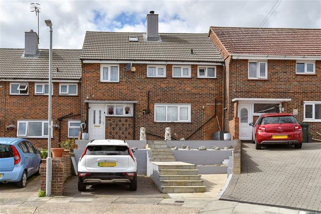 3-bed terraced on Hunston Close Woodingdean, Brighton, £400,000