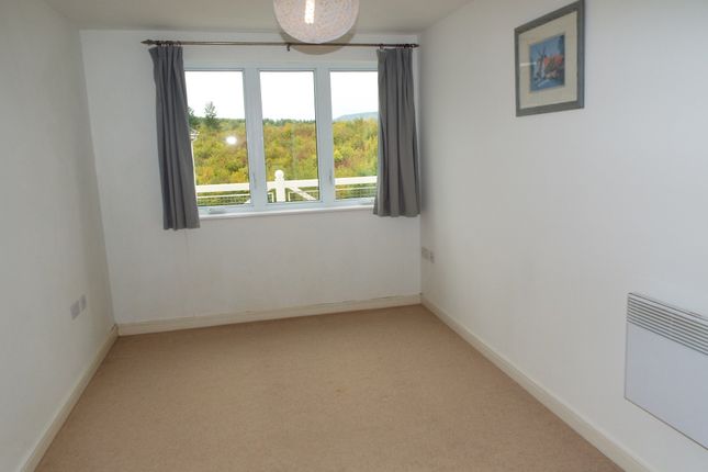 20, Snodland photo 3