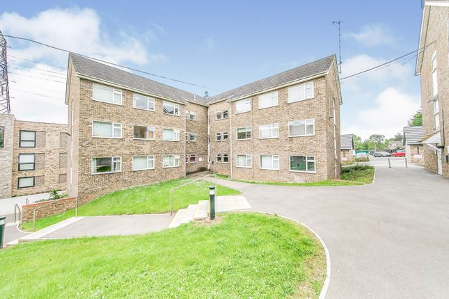 Thumbnail Flat for sale in Avon Way, Colchester