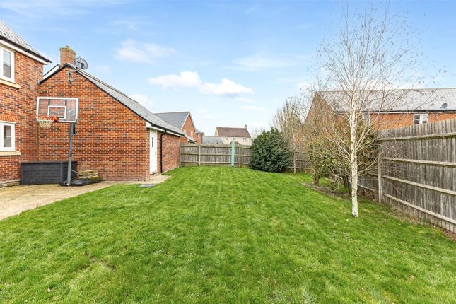 45, Milbank Way, Abingdon photo 4