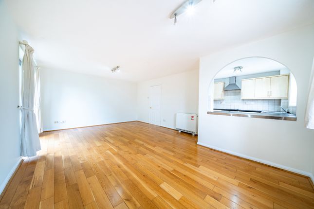 29, Flamingo Court, Nottingham photo 3