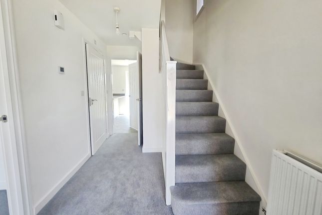 26, Oak Road, Deeside photo 2
