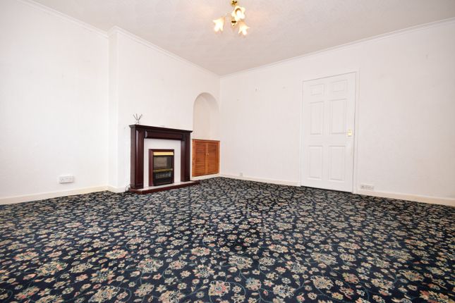 21 Dyfrig Street, Shotts photo 3
