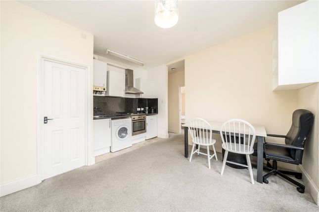 Flat for sale in Leinster Avenue, London