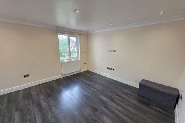 52, Gledwood Avenue, HAYES photo 4