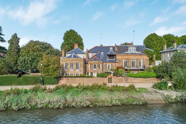 4-bed terraced on Cholmondeley House, 3, Cholmondeley Walk, Surrey, £5,000,000