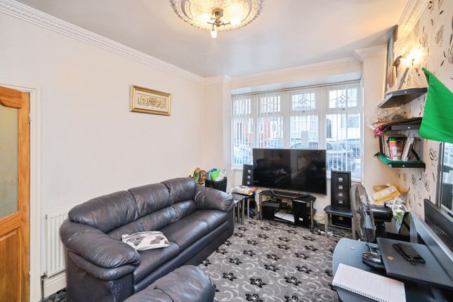 195, Kenelm Road, West Midlands photo 4