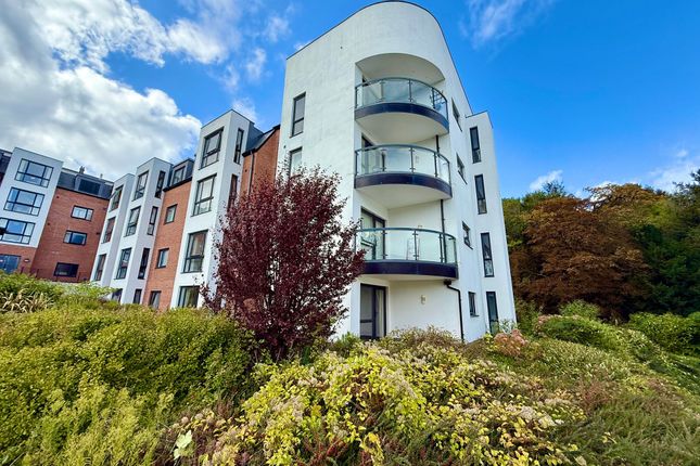 1 Whitley Court Hayes Road, Paignton photo 2