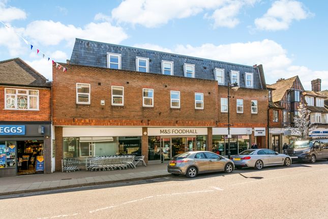 Thumbnail Flat to rent in Sycamore Road, Amersham