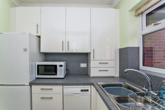 6, Woolcroft Close, Wisbech photo 4