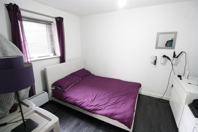 Flat 1 94, Wentloog Road, Cardiff photo 2