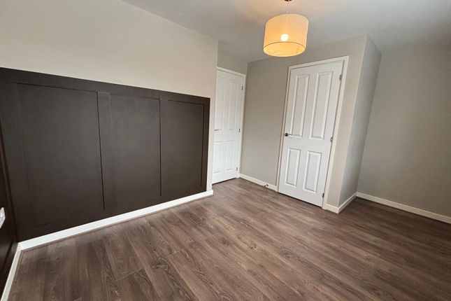 68, Rotherham photo 2
