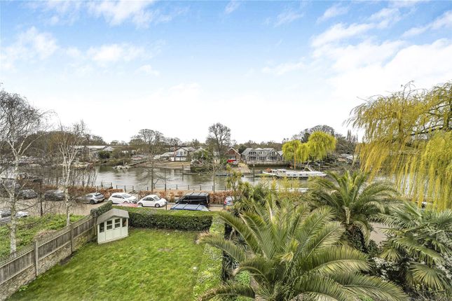2, The Embankment, Twickenham photo 3