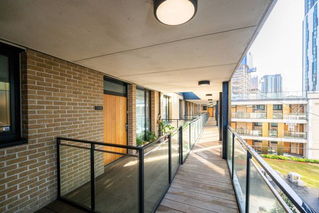 Thumbnail Flat to rent in St Gabriel Walk, Elephant And Castle