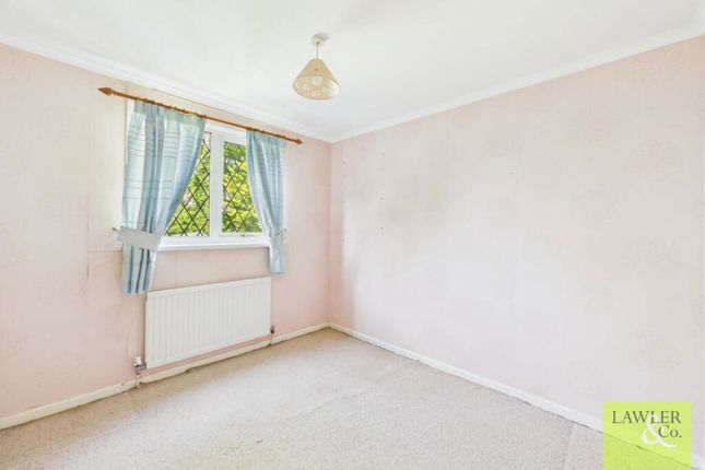 11, Dryden Close, Stockport photo 5