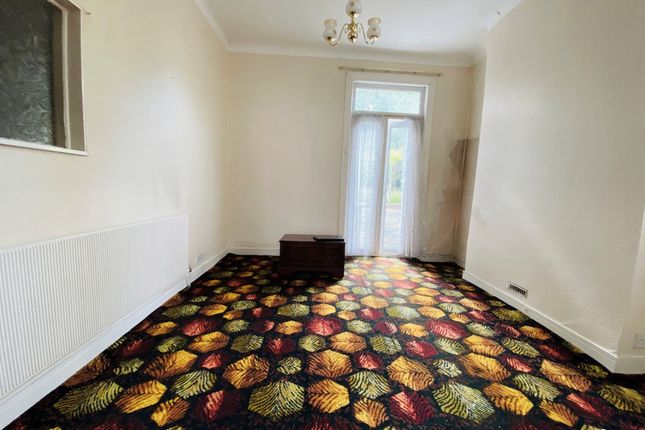 End terrace house for sale in Goldsmith Road, London
