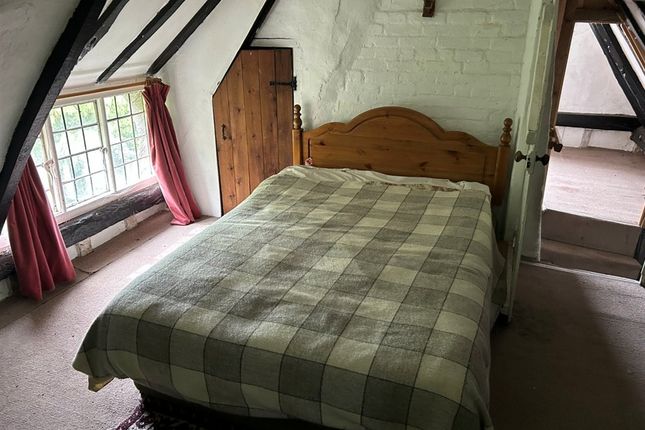 Willow Cottage, Lower Road, BURY ST. EDMUNDS photo 3