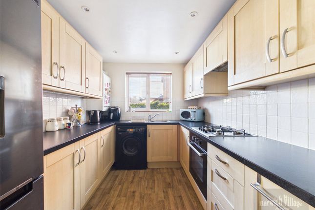 Flat 8, The Anchorage,, Tyler Street, Essex photo 4