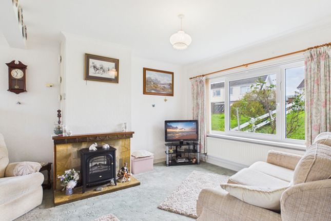 No 31 Brynteg, Pentremeurig Road, Carmarthen photo 3