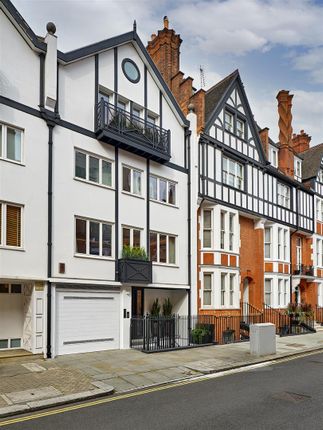 Terraced house to rent in Herbert Crescent, Knightsbridge