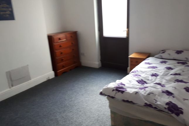 Room to rent in Warwick Road, Sparkhill, Birmingham
