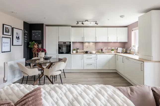 Cala Homes - West Craigs development