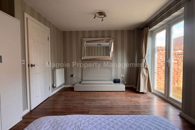 Room 5, Banks Court, St Neots photo 5