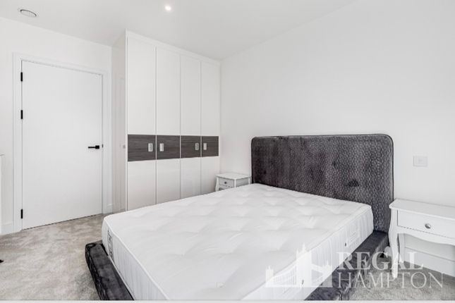 307, Quill House, 1 Plowden Road, London photo 4