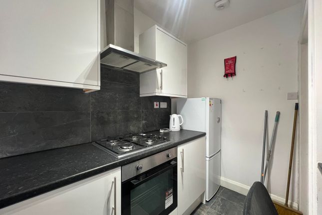 87, Station Road, North Harrow photo 5