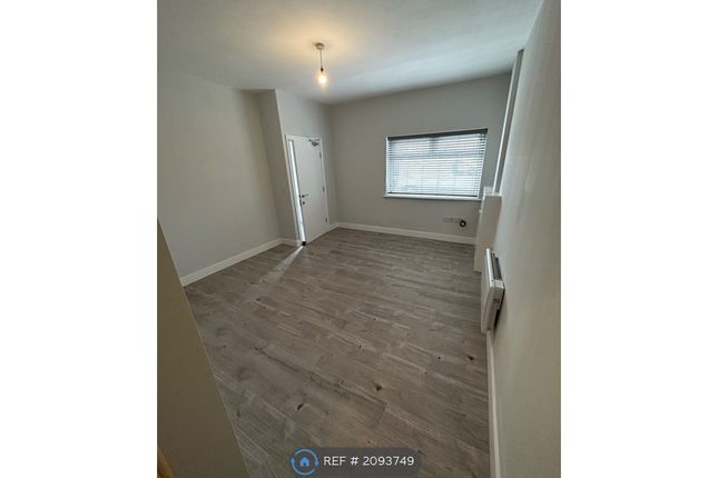Thumbnail Flat to rent in Princess Avenue, Doncaster