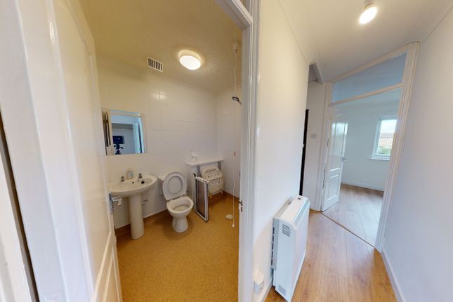 Flat for sale in East Thurrock Road, Essex