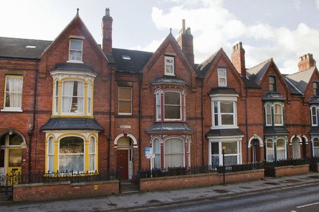 Thumbnail Flat to rent in Monks Road, Lincoln
