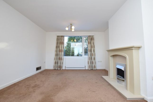 8, Park Lane, Penistone photo 3