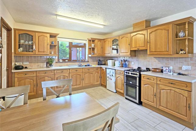 12, Oakridge Drive, Powys photo 4