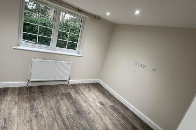 Harvil Road, Uxbridge photo 5