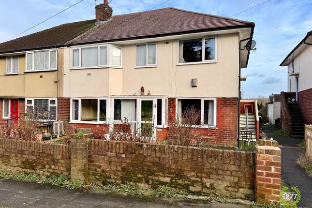 1-bed flat on 32, Thwaites Road, Accrington, £55,000