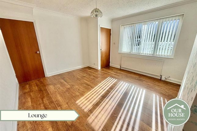 2, Ash Grove, Hull photo 2