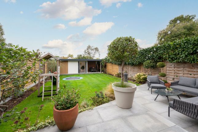 23, Mayo Road, Walton-on-Thames photo 4