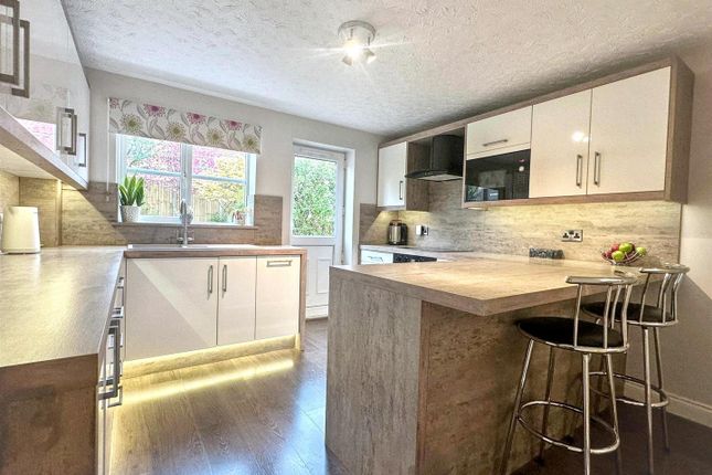 17, Milltown Way, Staffordshire photo 4