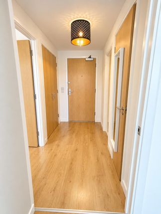 Flat 46, 1 Queensland Road, Queensland Road, London photo 4