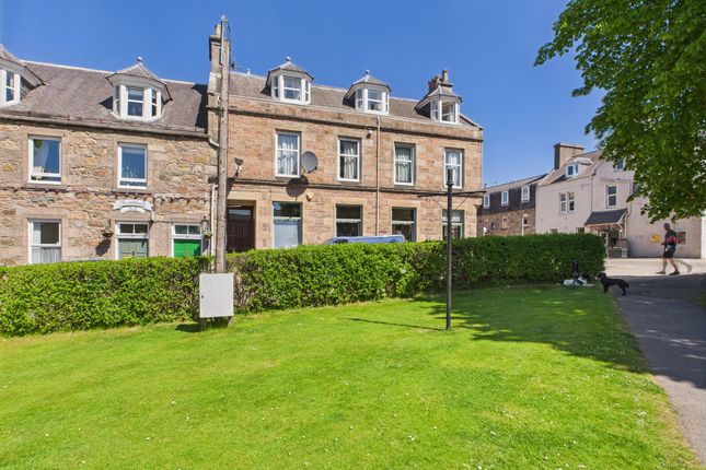 Studio flat on 100 High Street, Aberlour, £270,000