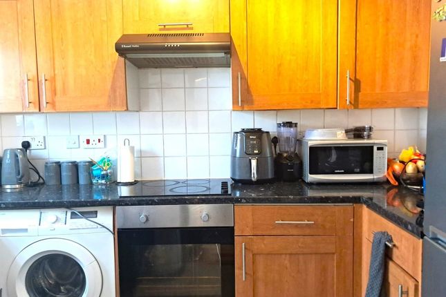 4, Peabody Court, Enfield Island  Village photo 5