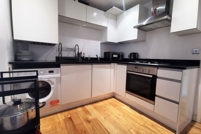 Thumbnail Flat to rent in Eagle Wharf Road, Old Street