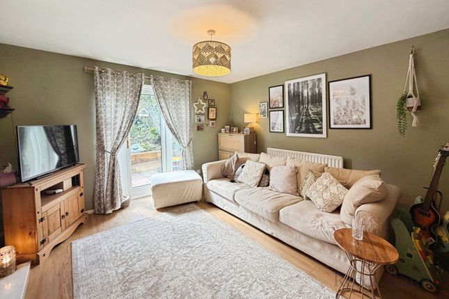 26, Dere Park, Consett photo 2