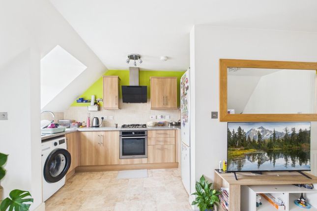 Flat 8, 39, Cooperage Road, Bristol photo 2