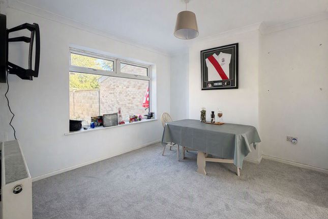 63, Park Road, Gosport photo 3