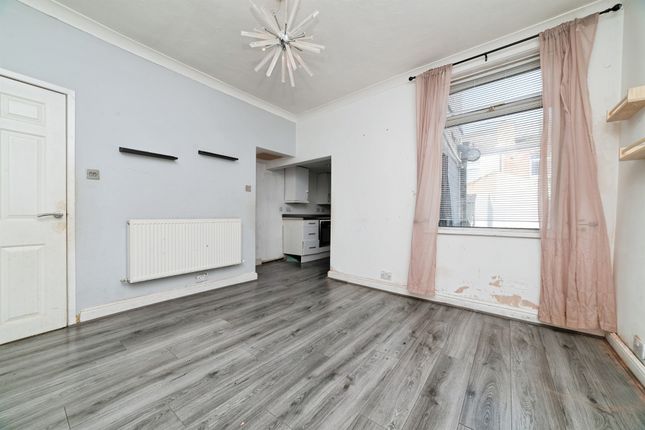 8, Woodland Villas, Hull photo 4