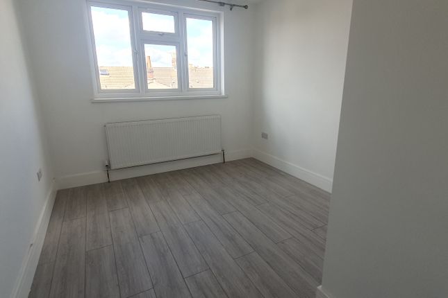 55b, St Georges Road, London photo 5