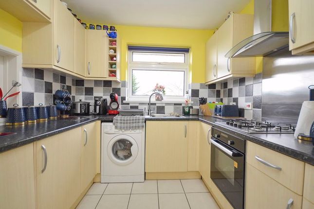 90, Windmill Close, Brixham photo 3