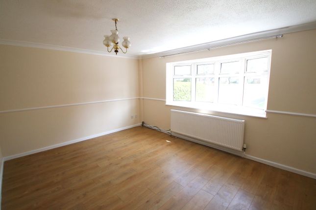 17, Cheviot Way, Banbury photo 5